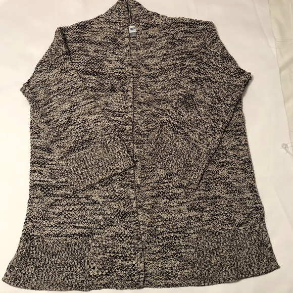 Old Navy Sweaters - NWOT BOGO Free Old Navy Open Cardigan